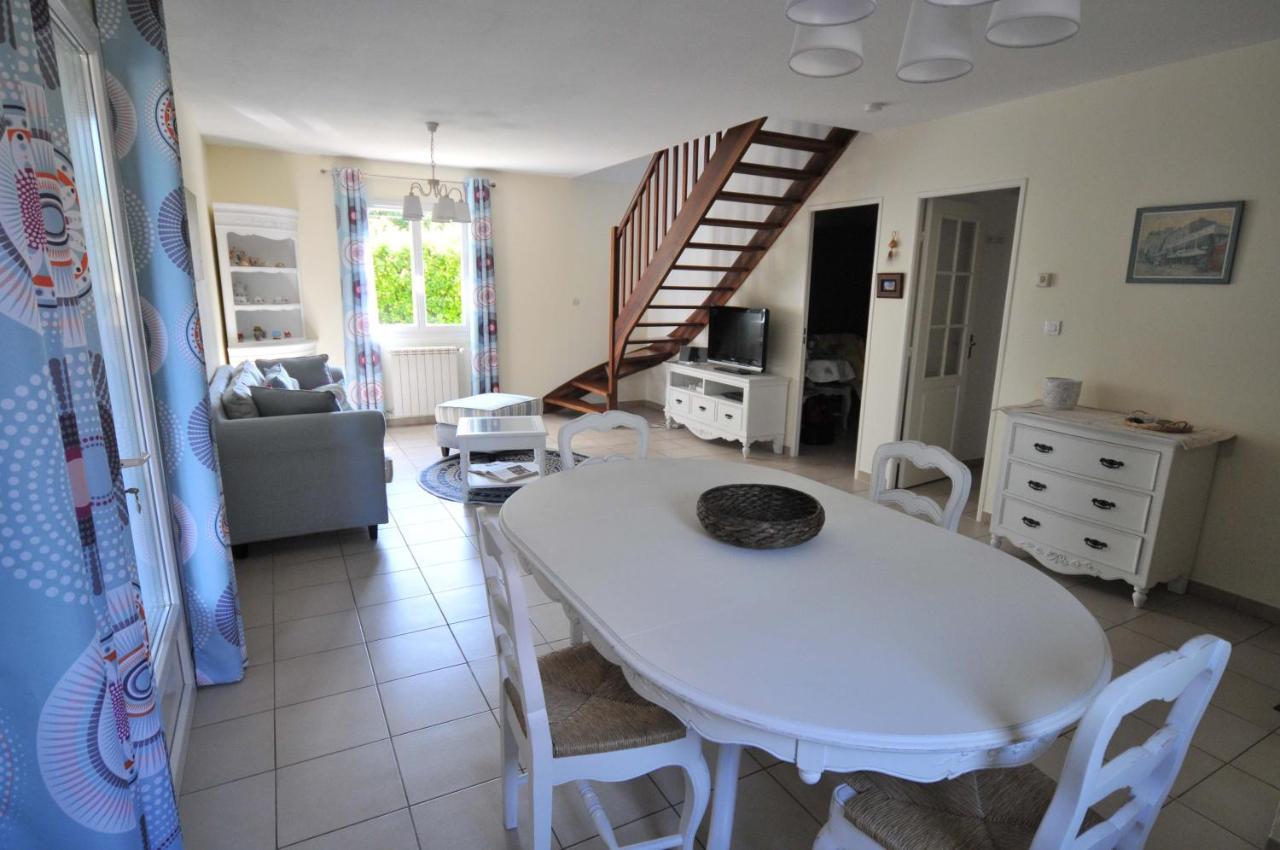 Gite De Catherine Saint Didier (Vaucluse) Exterior foto