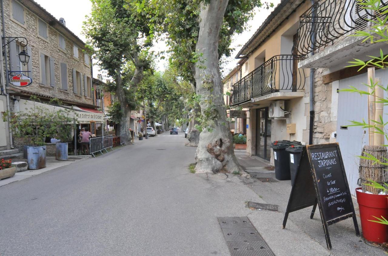 Gite De Catherine Saint Didier (Vaucluse) Exterior foto