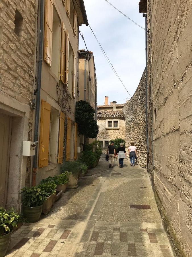 Gite De Catherine Saint Didier (Vaucluse) Exterior foto