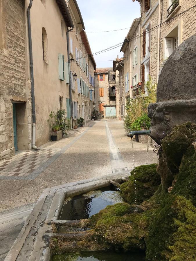 Gite De Catherine Saint Didier (Vaucluse) Exterior foto
