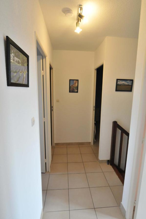 Gite De Catherine Saint Didier (Vaucluse) Exterior foto