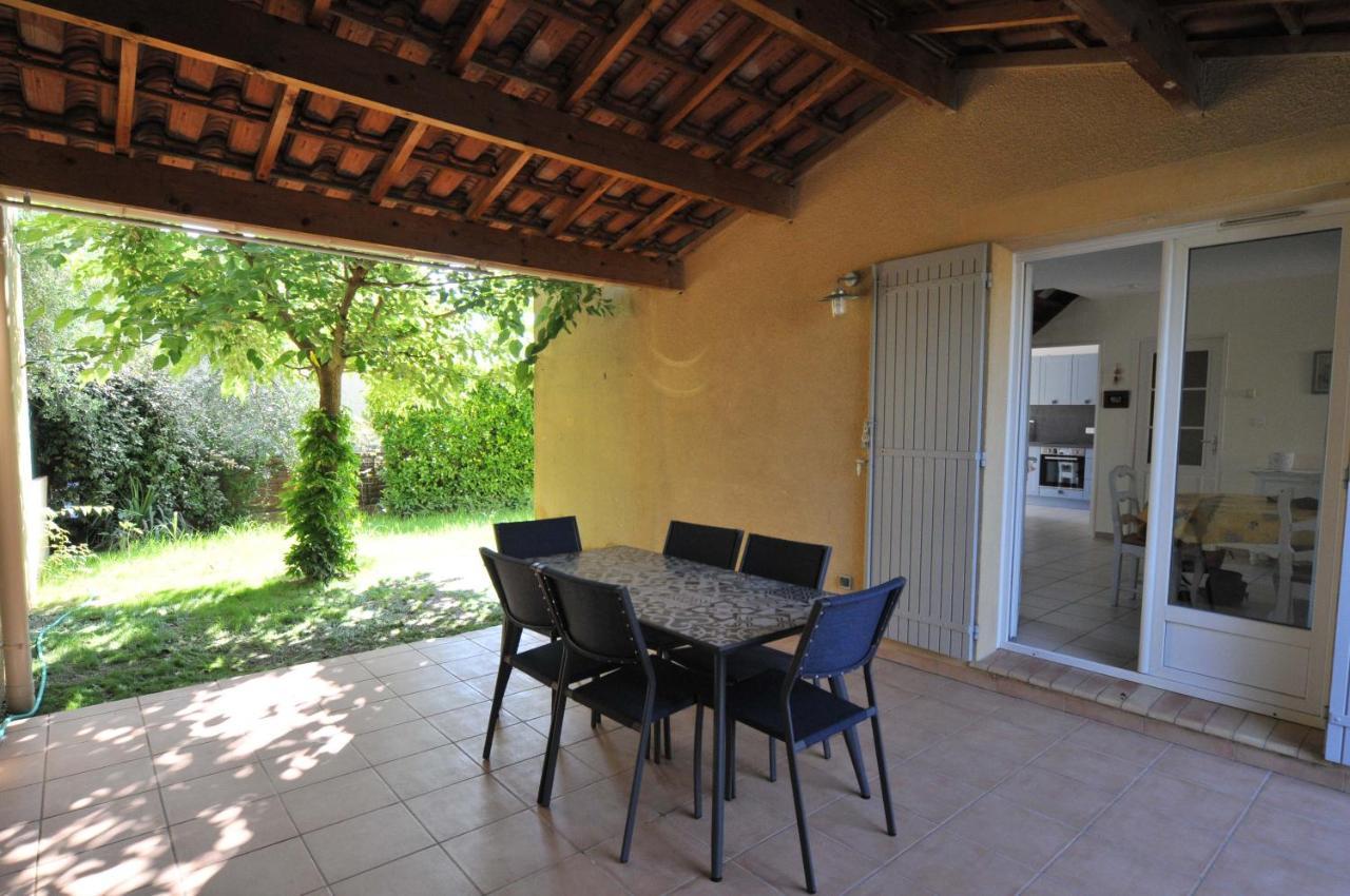 Gite De Catherine Saint Didier (Vaucluse) Exterior foto